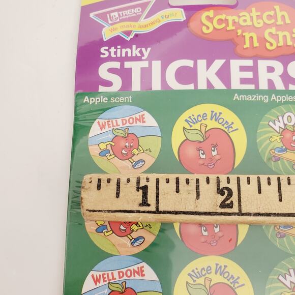 TREND Stinky Scratch 'N Sniff Sticker Matte 4 Sheets Amazing Apples Apple Scent - Picture 10 of 10